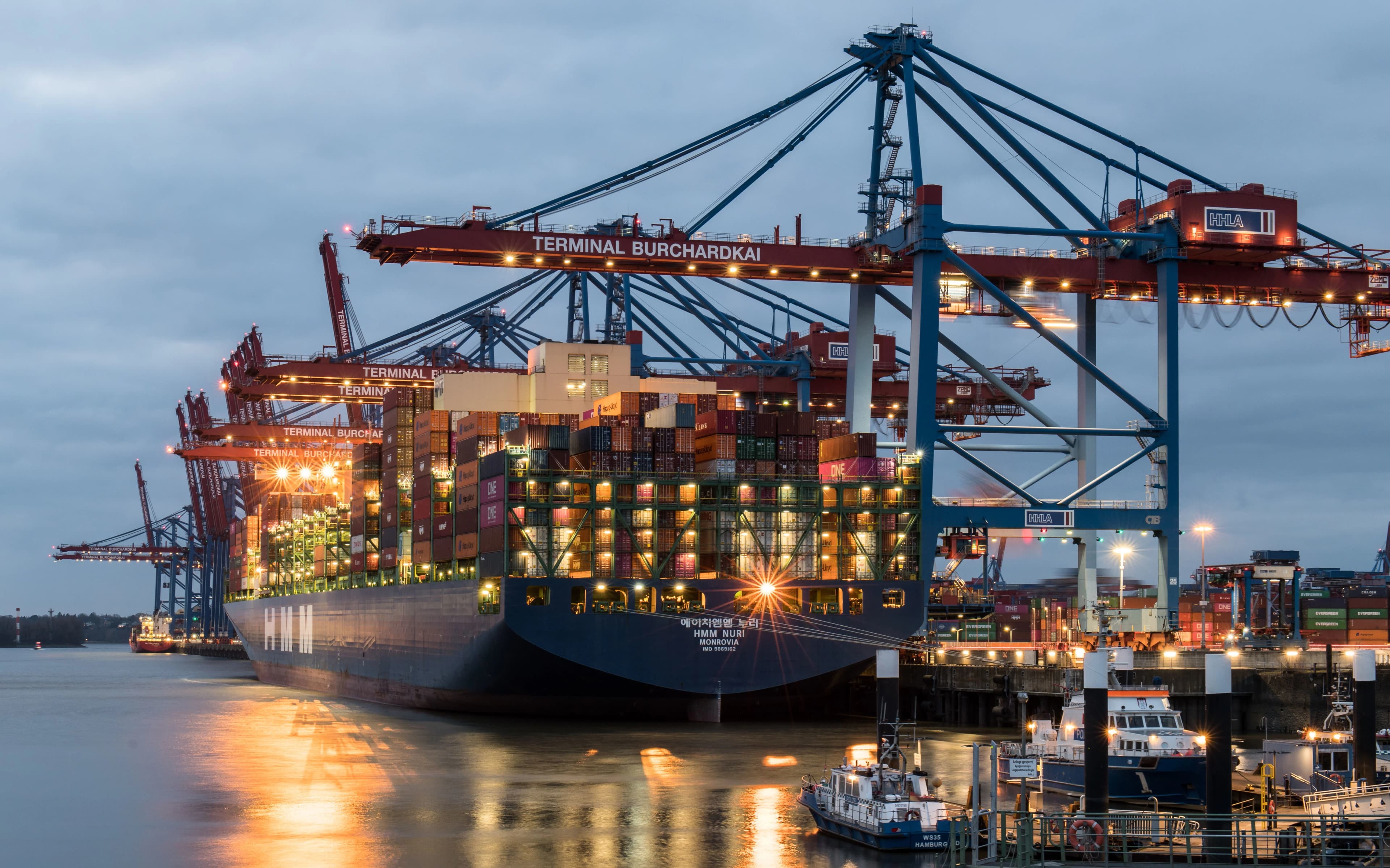 Marine Masters supplying genuine marine engine parts and ship machinery